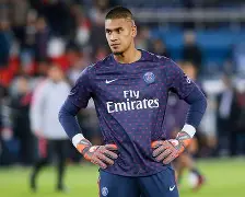  萨拉赫赛后谦逊发言登热搜，新疆男篮险胜费内巴切引发热议